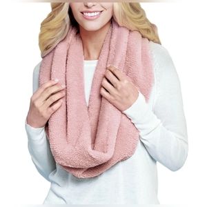 NWT Peace & Pearls Pink Rose Smoke Cozy Infinity Sherpa Scarf